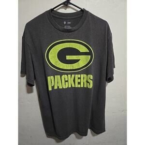 NFL TEAM APPERAL - GREEN BAY PACKERS - T SHIRT- SIZE LARGE
